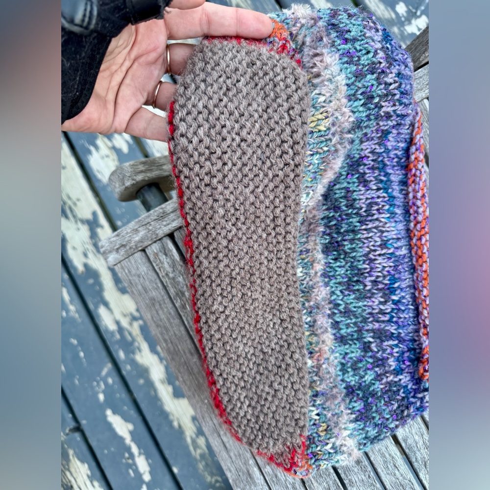 Hand Crafted Colorful Knit Shoulder Bag - Picture 16 of 16